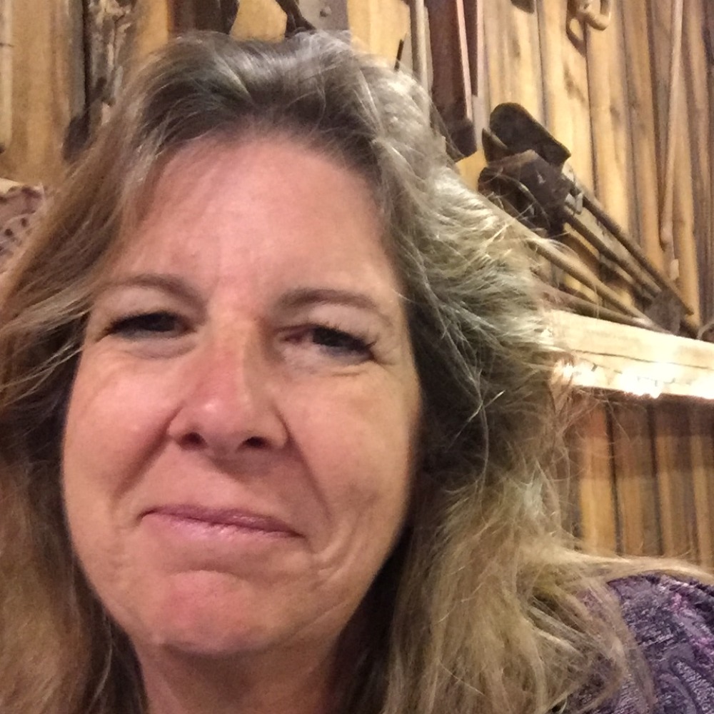 Meet your Posher, Torri